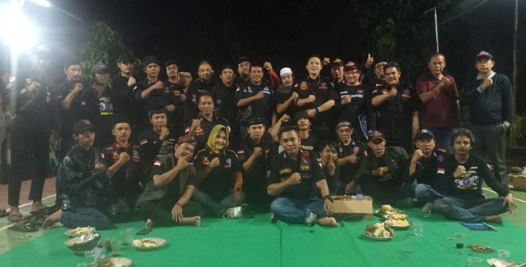 Penyerahan SK Tingkat Ranting Se-Kecamatan Karang Tengah Oleh Ketua DPAC & Waka Lima DPC Kota Tangerang BPPKB Banten, Berjalan Lancar