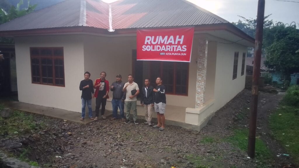 TUNAI JANJI POLITIK ” JUNAIDIN LAUNCHING RUMAH SINGGAH.