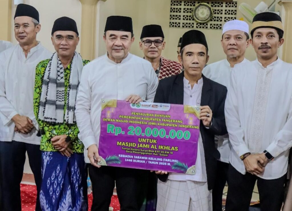 Pemkab Tangerang Bersama Baznas Salurkan Bantuan hingga Rp139 Juta