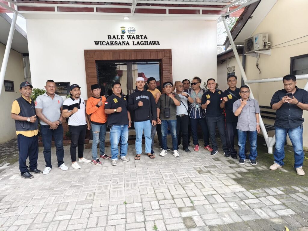 Orang Tua Korban Pengeroyokan Datangi Polres Pasuruan Minta Para Pelaku Segera Di Adili