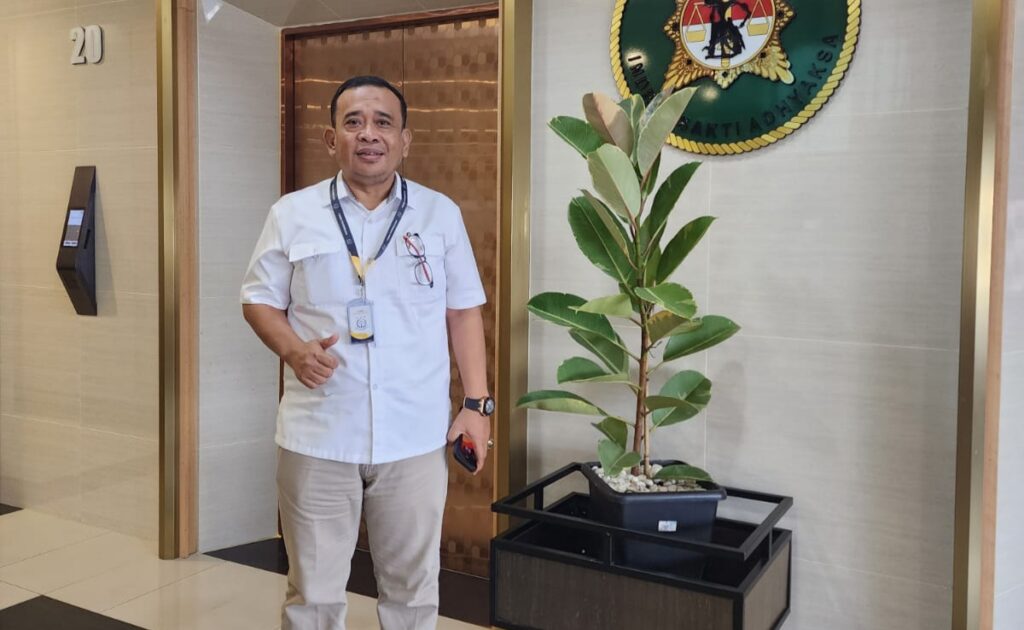 KPK Geledah Rumah Ridwan Kamil Terkait Kasus Korupsi Bank BJB, Rahmad Sukendar: “Usut Tuntas Sampai ke Akar-Akarnya!”