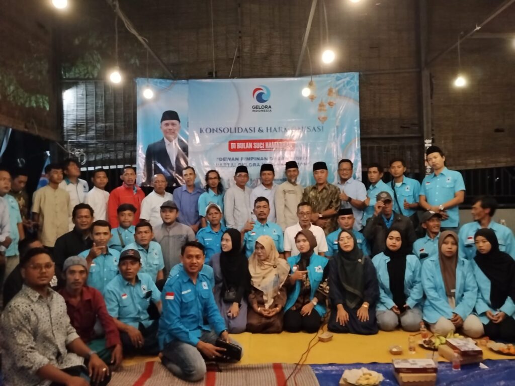 DPD Partai Gelora Indonesia Kabupaten Pasuruan Gelar Konsolidasi Dan Buka Bersama Di Bangil Kabupaten Pasuruan