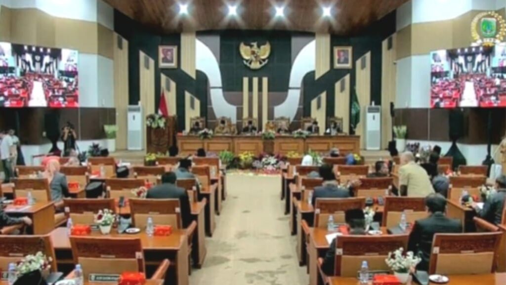 DPRD Kabupaten Pasuruan Gelar Rapat Paripurna Penyampaian LKPJ Bupati Tahun Anggaran 2025