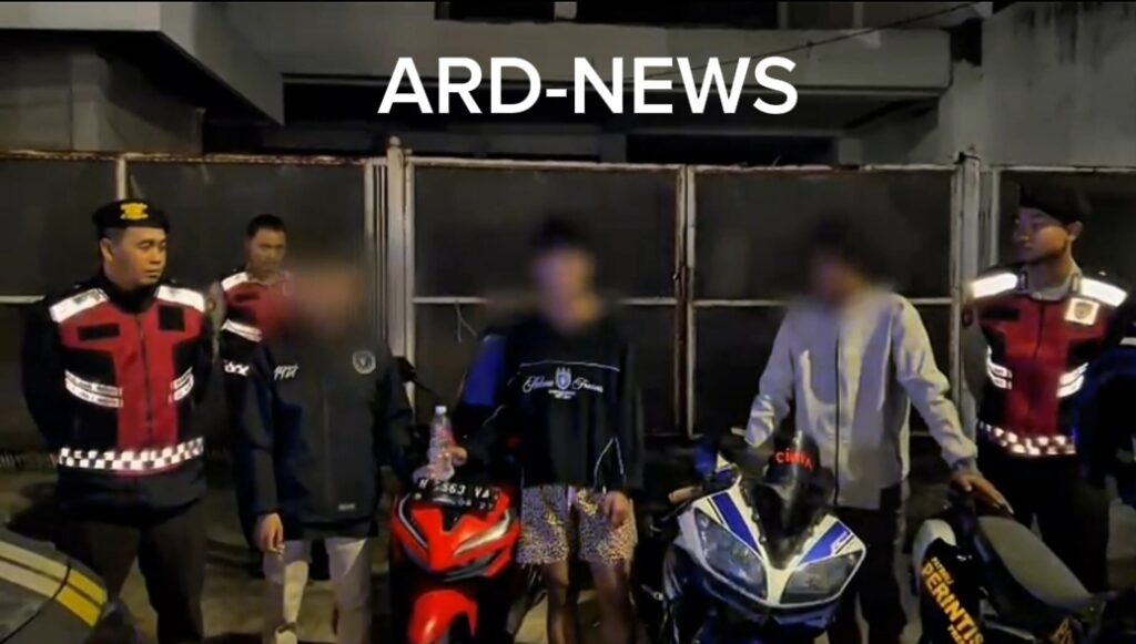 Polisi Gagalkan Aksi Balap Liar, Tiga Pemuda Mabuk Diamankan Di Pasuruan