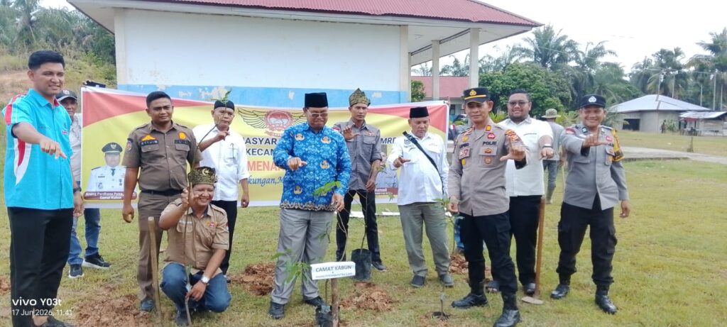 RMRB Bersama Stakeholder Tanam 1.000 Pohon di Kabun, Dorong Pelestarian DAS