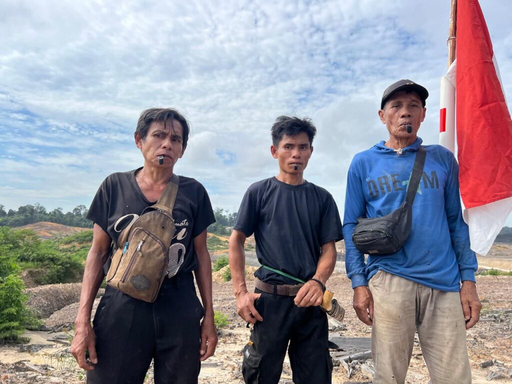 Warga Karedan Tuntut PT NPR Ganti Rugi Lahan Adat 140 Hektare yang Diduga Dikuasai Sepihak