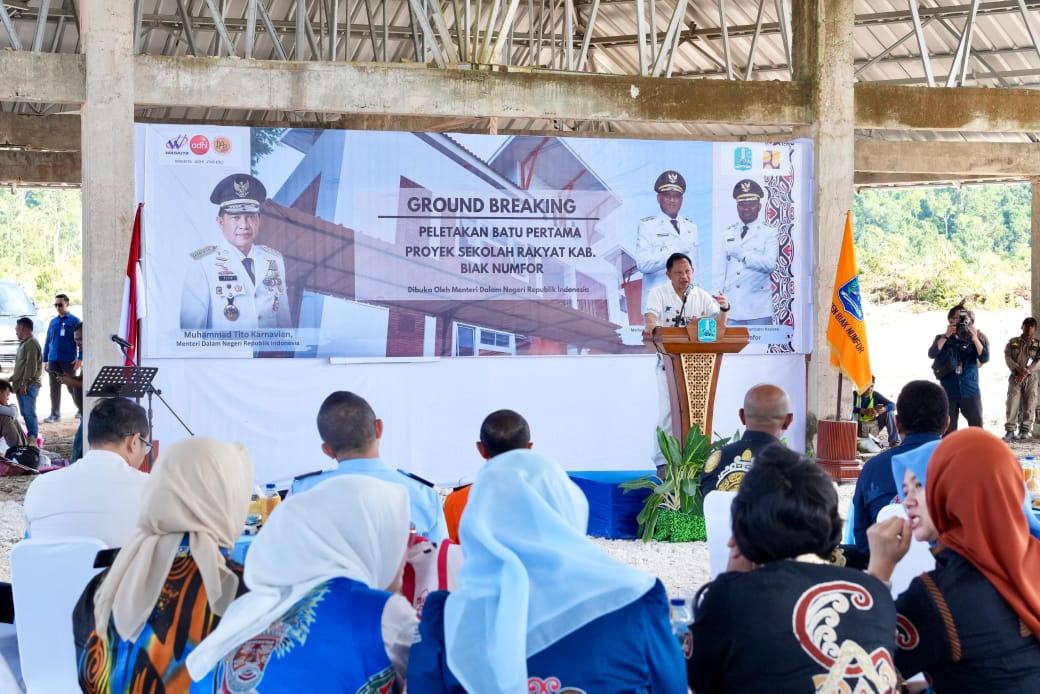 Dukung Program Prioritas Presiden, Mendagri Tito Lakukan Groundbreaking Sekolah Rakyat