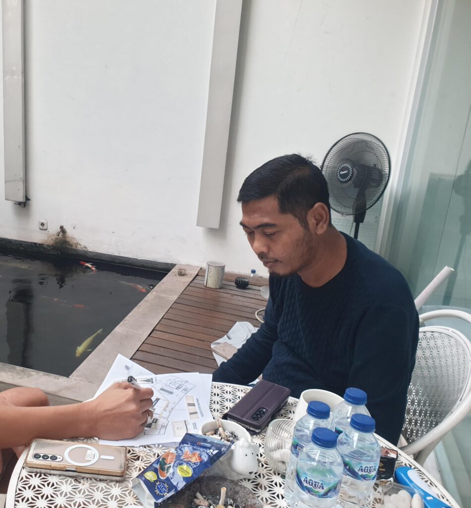 Kisah Inspiratif H.BOLO: Dari Kuli Dekor di Gedung Menjadi Pemilik 150 Karyawan`
