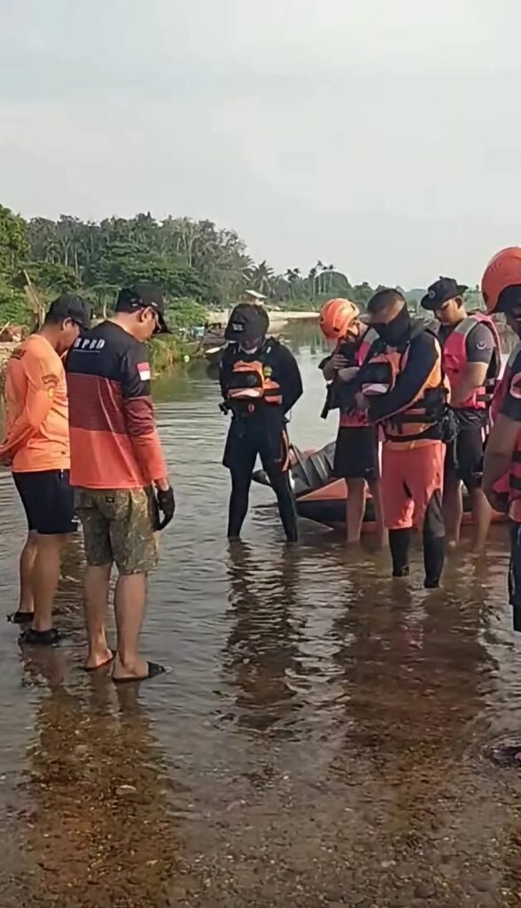 Tujuh Hari Tanpa Hasil, Operasi Pencarian di Jembatan Rantau Berangin Resmi Dihentikan